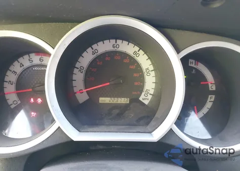 2015 Toyota Tacoma Base V6 из США, поврежденный, VIN 3TMLU4EN6FM175369